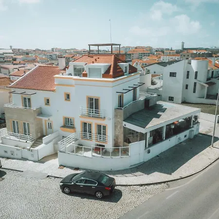 Pksc Surf House בית הארחה