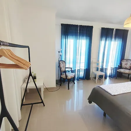 בית הארחה Pksc Surf House פניש