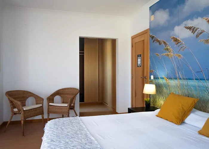 Konukevi Pksc Surf House Peniche