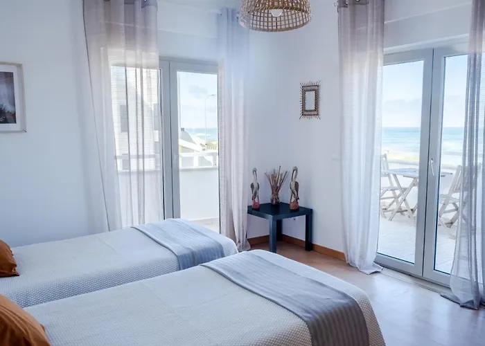 Pksc Surf House * Пениши